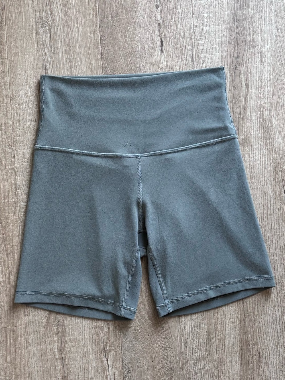 Lululemon Align High Rise Short 6” in Grey Sage